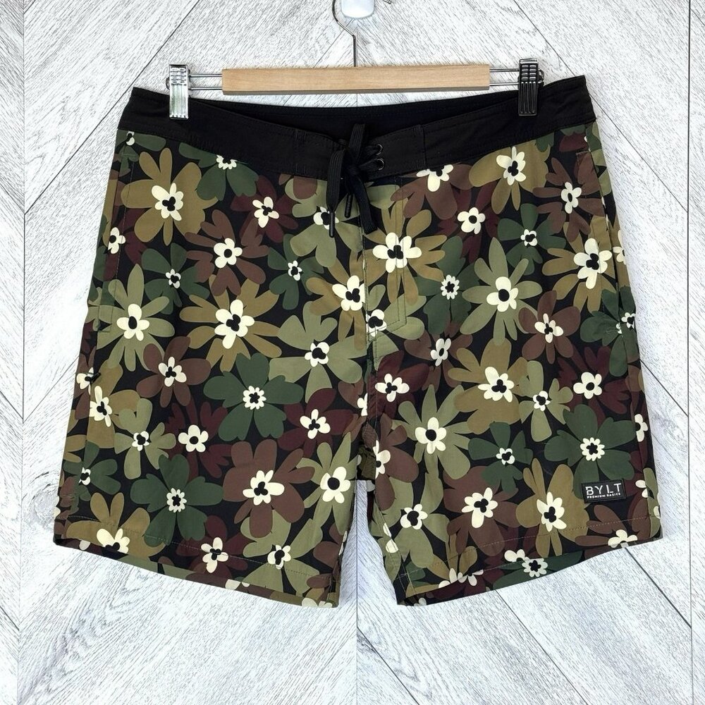 BYLT Coastal Boardshorts Shorts Mens Size 32 Swim Trunks Floral Beach Resort